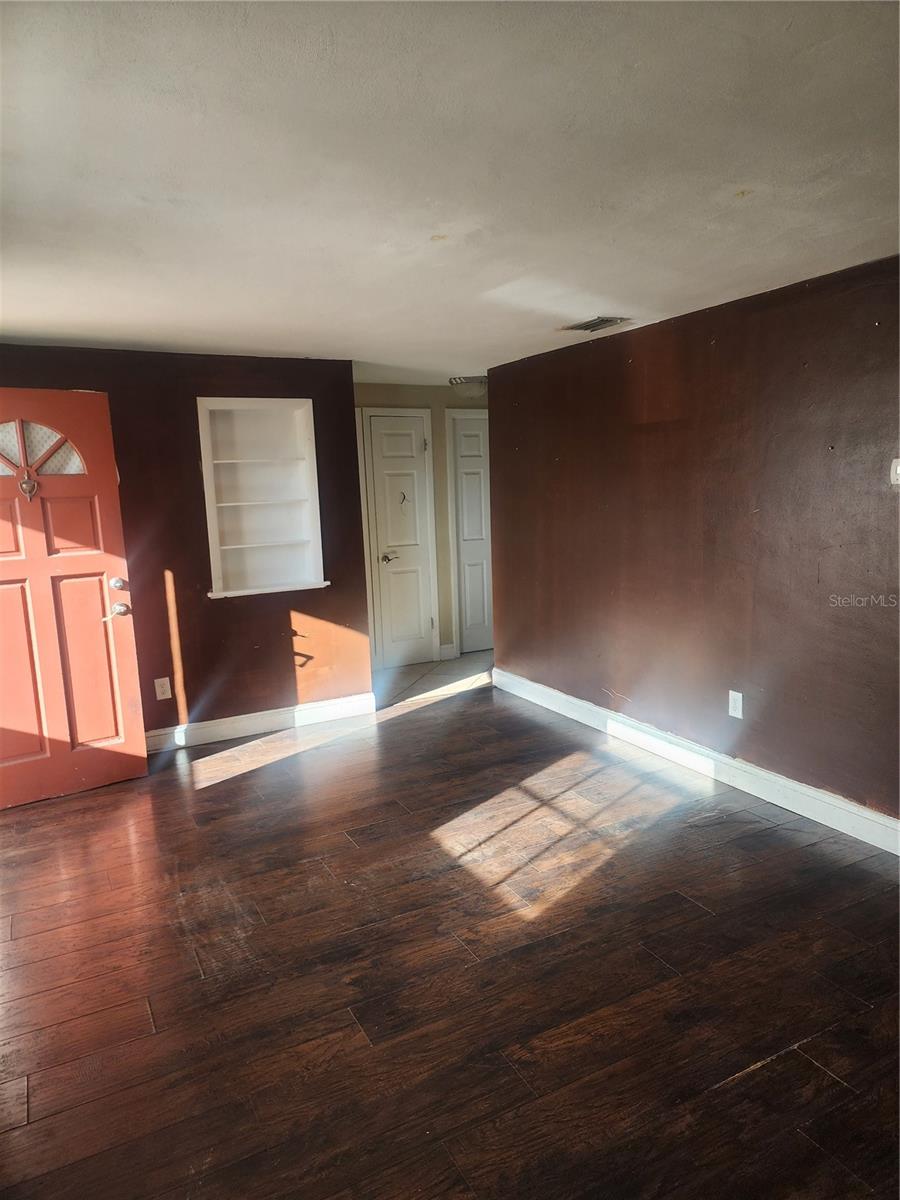 BEACON SQUARE - Residential