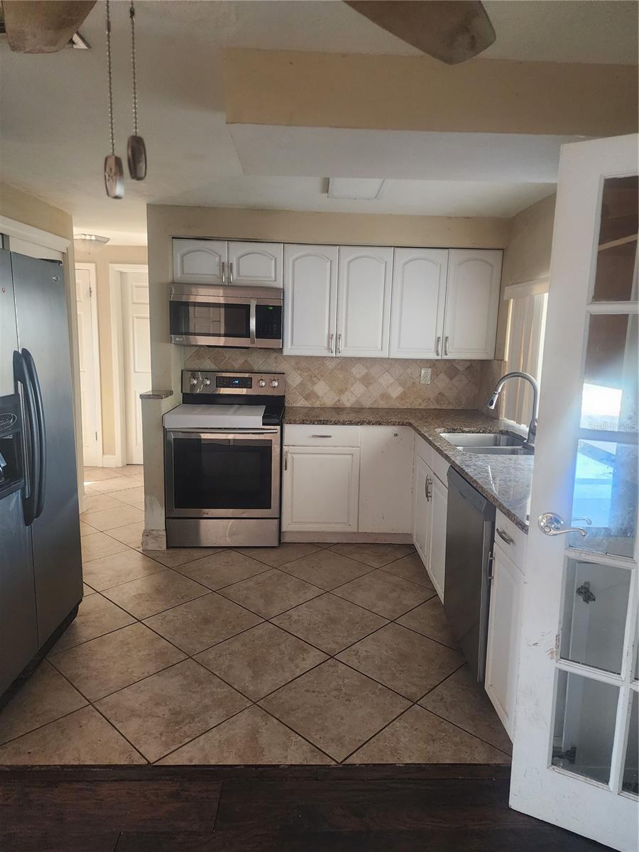 BEACON SQUARE - Residential