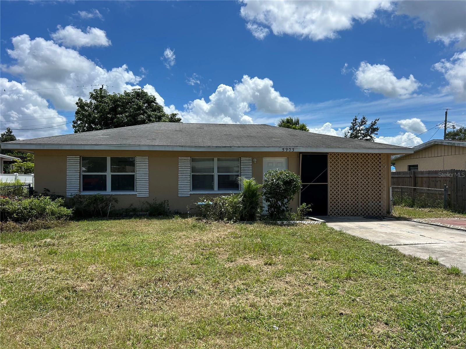 Beautifully updated 3-bedroom, 2-bath single-family home in Sarasota. Features include an updated kitchen with quartz countertops, soft-close cabinets, and new stainless steel appliances. Both bathrooms have been updated. Home offers tile flooring throughout, newer central A/C, tankless water heater, and attic insulation upgraded to R-45 for energy efficiency. Conveniently located near shopping, dining, schools, and Sarasota’s world-famous beaches.
