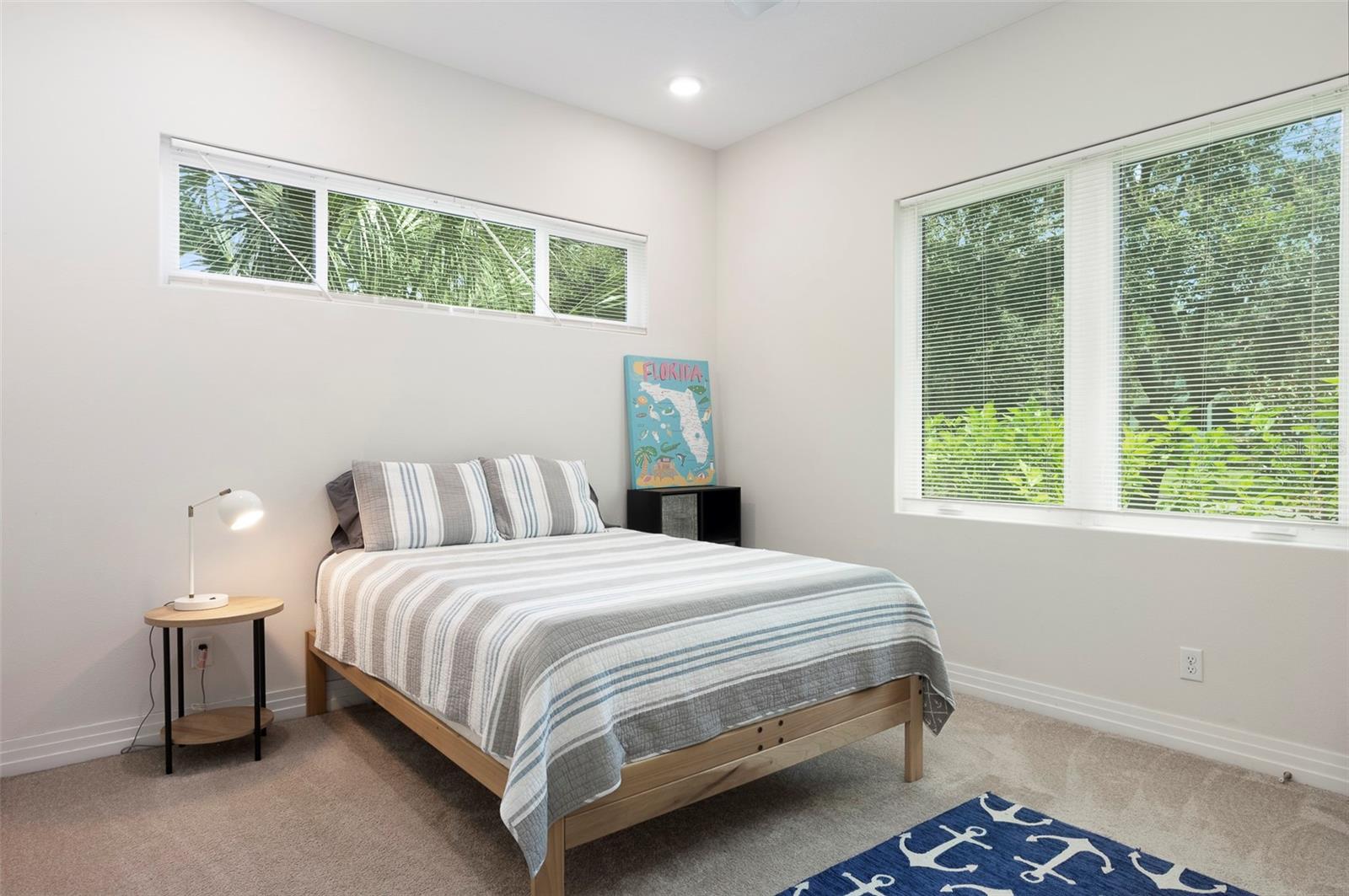 SOUTH SHORE PARK - Residential Income