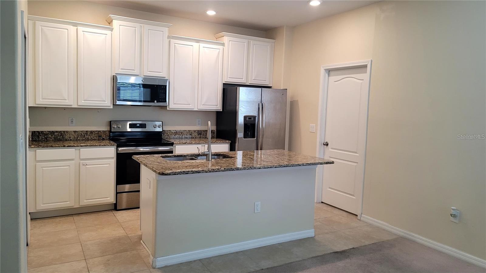 WINDERMERE SOUND PH 2 - Residential