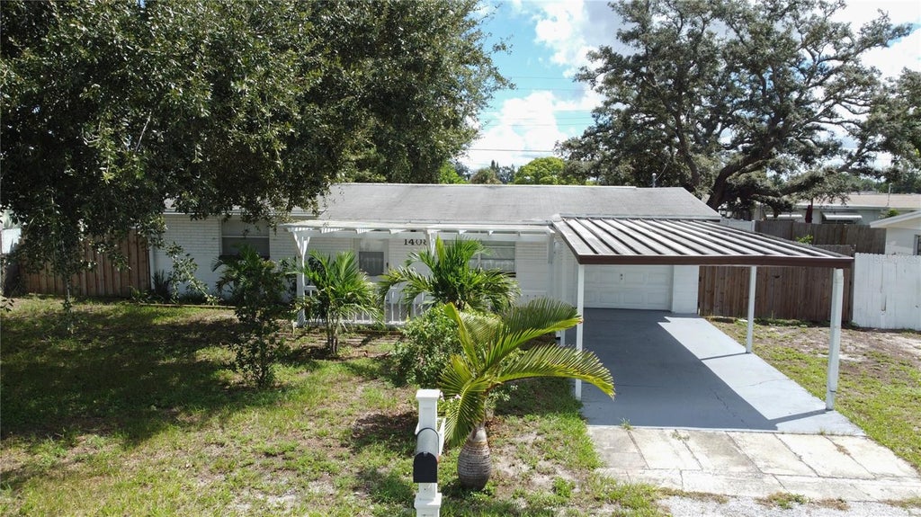 Photo of 1408 Jennings Drive, Holiday, FL 34690 (MLS # TB8550921)