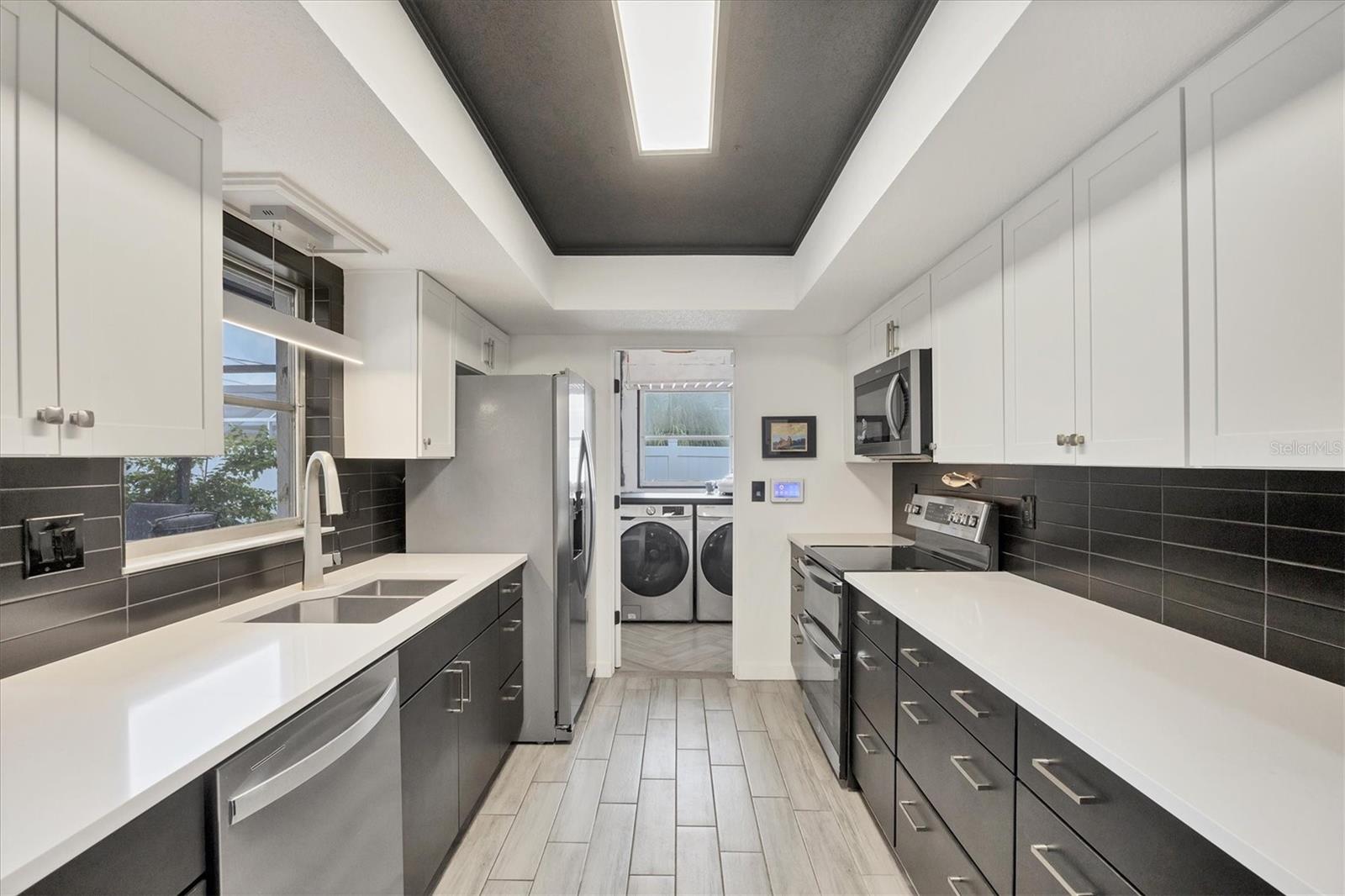 VENICE EAST 5TH ADD - Residential