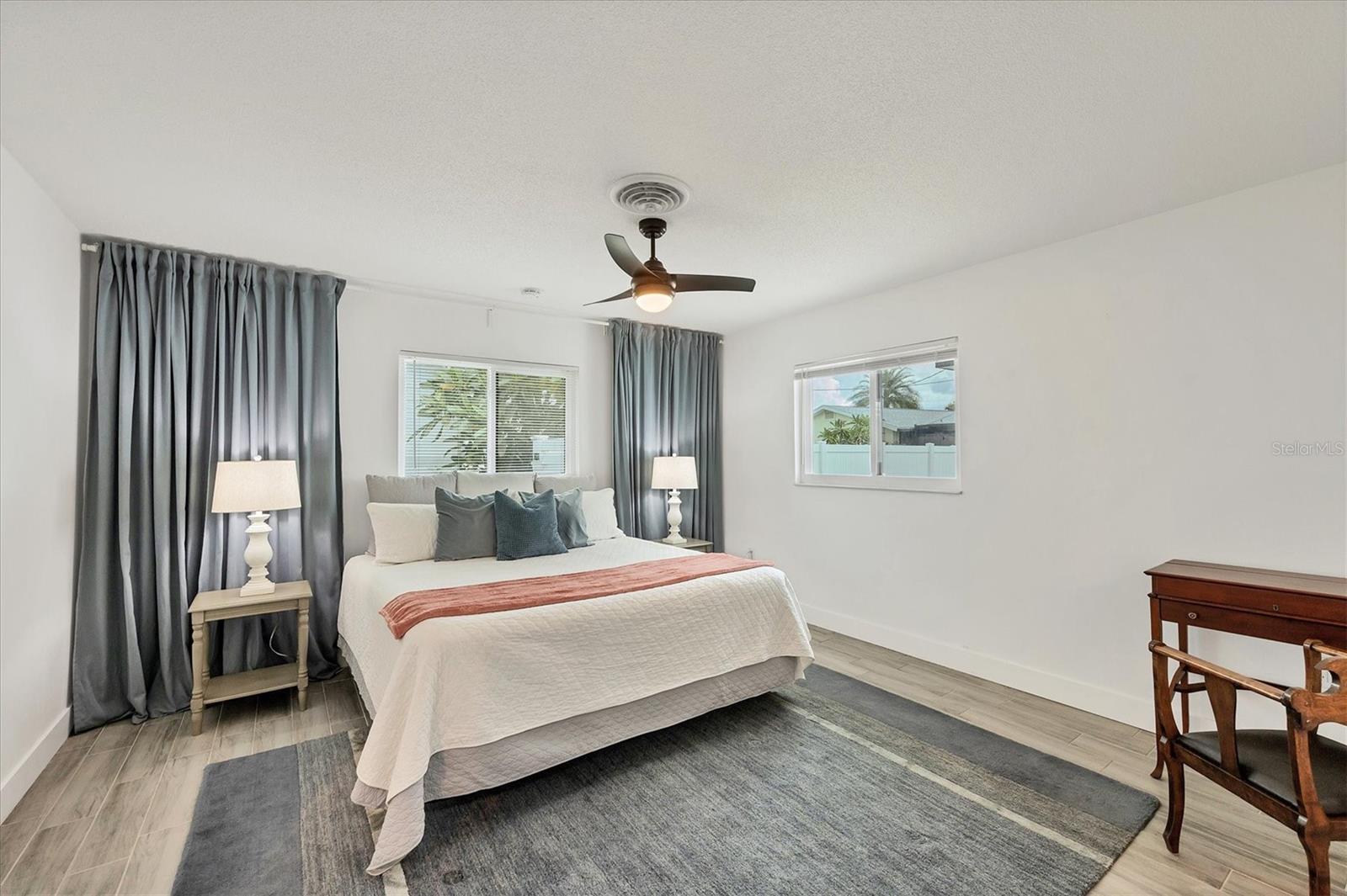 VENICE EAST 5TH ADD - Residential