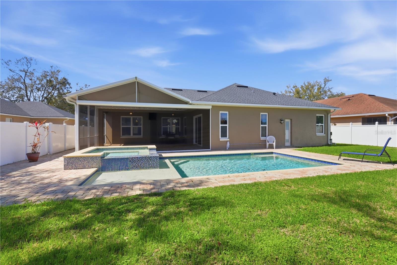 SAXON WOODS UNIT 03-A - Residential