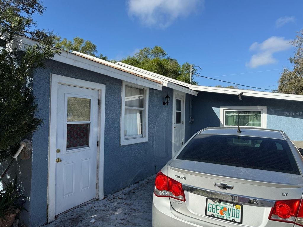 Photo of 414 Spring Avenue, Arcadia, FL 34266 (MLS # O6389595)