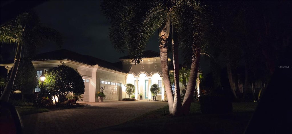 Photo of 12705 Stone Ridge Place, Lakewood Ranch, FL 34202 (MLS # A4711101)
