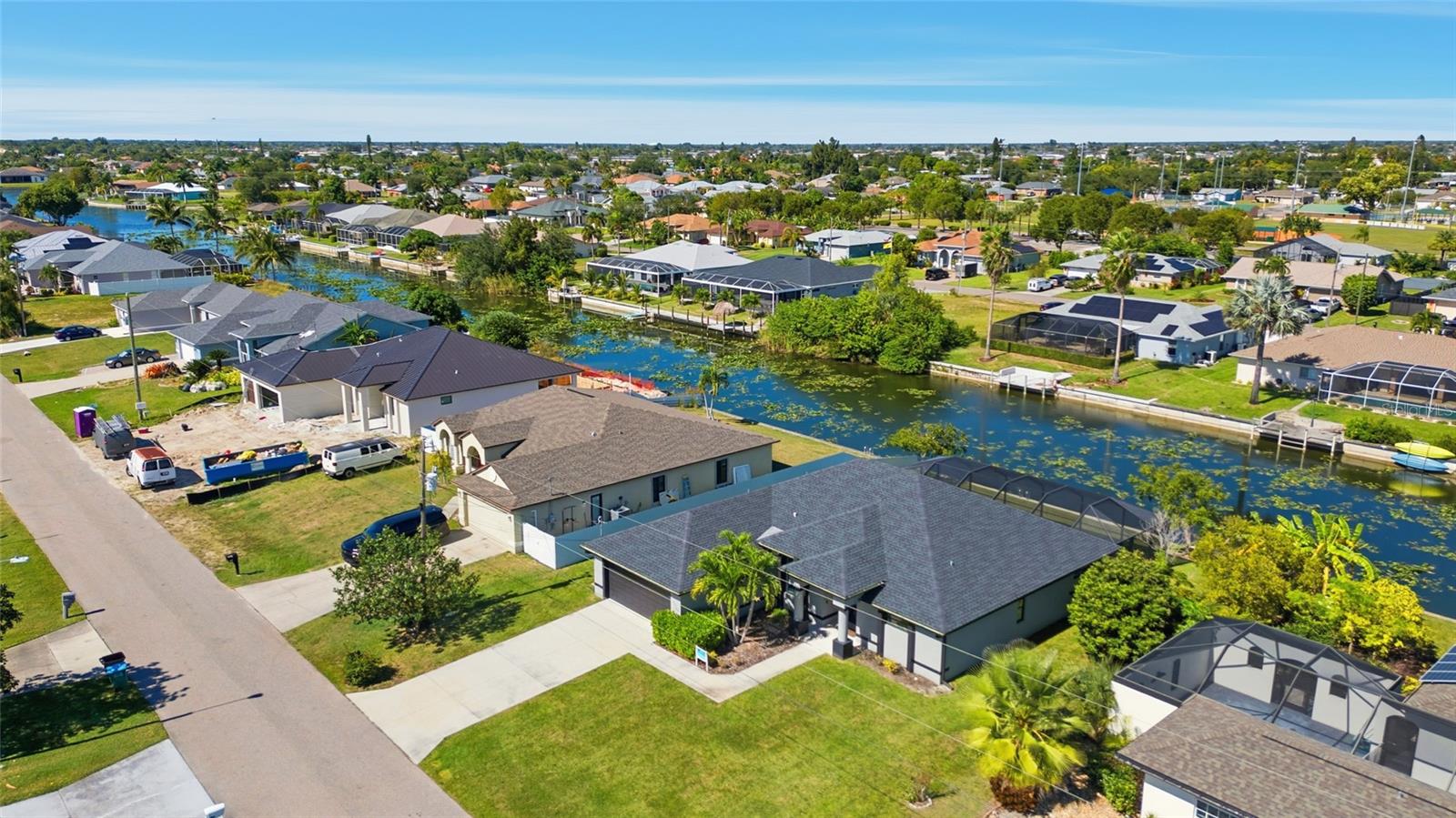 CAPE CORAL - Residential