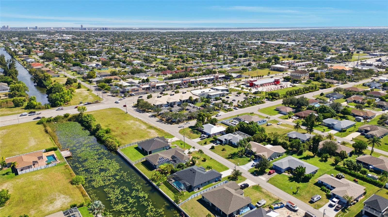 CAPE CORAL - Residential