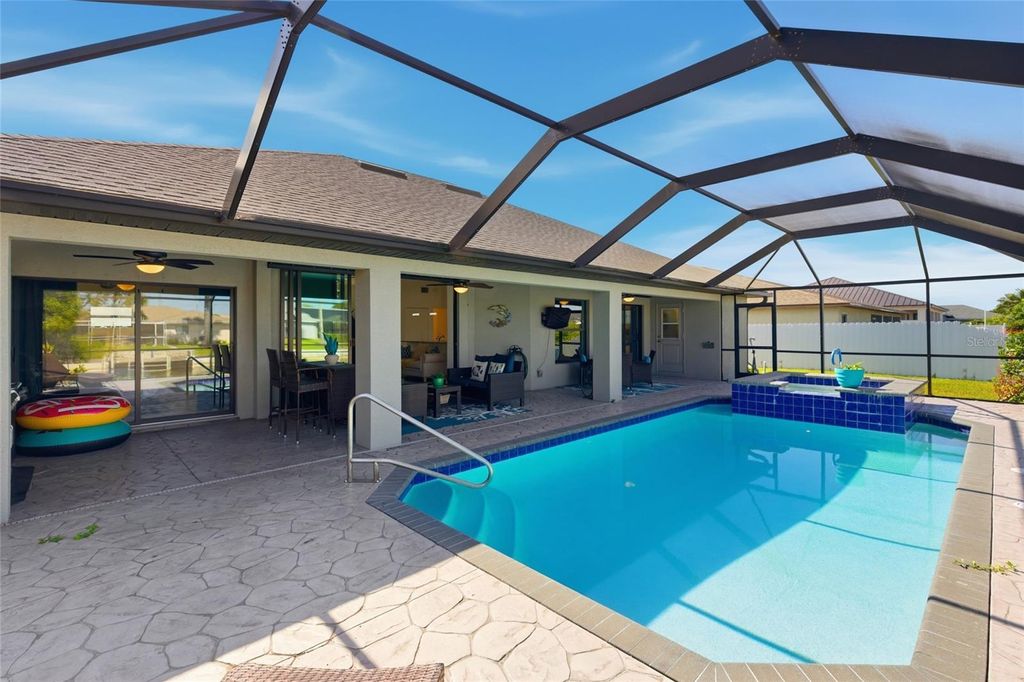 Photo of 1507 NE 2nd Street, Cape Coral, FL 33909 (MLS # TB8445275)