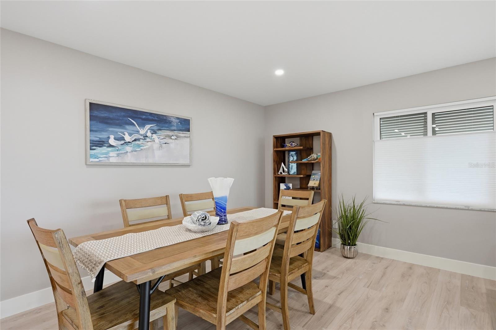 PELICAN HARBOUR & BEACH CLUB - Residential