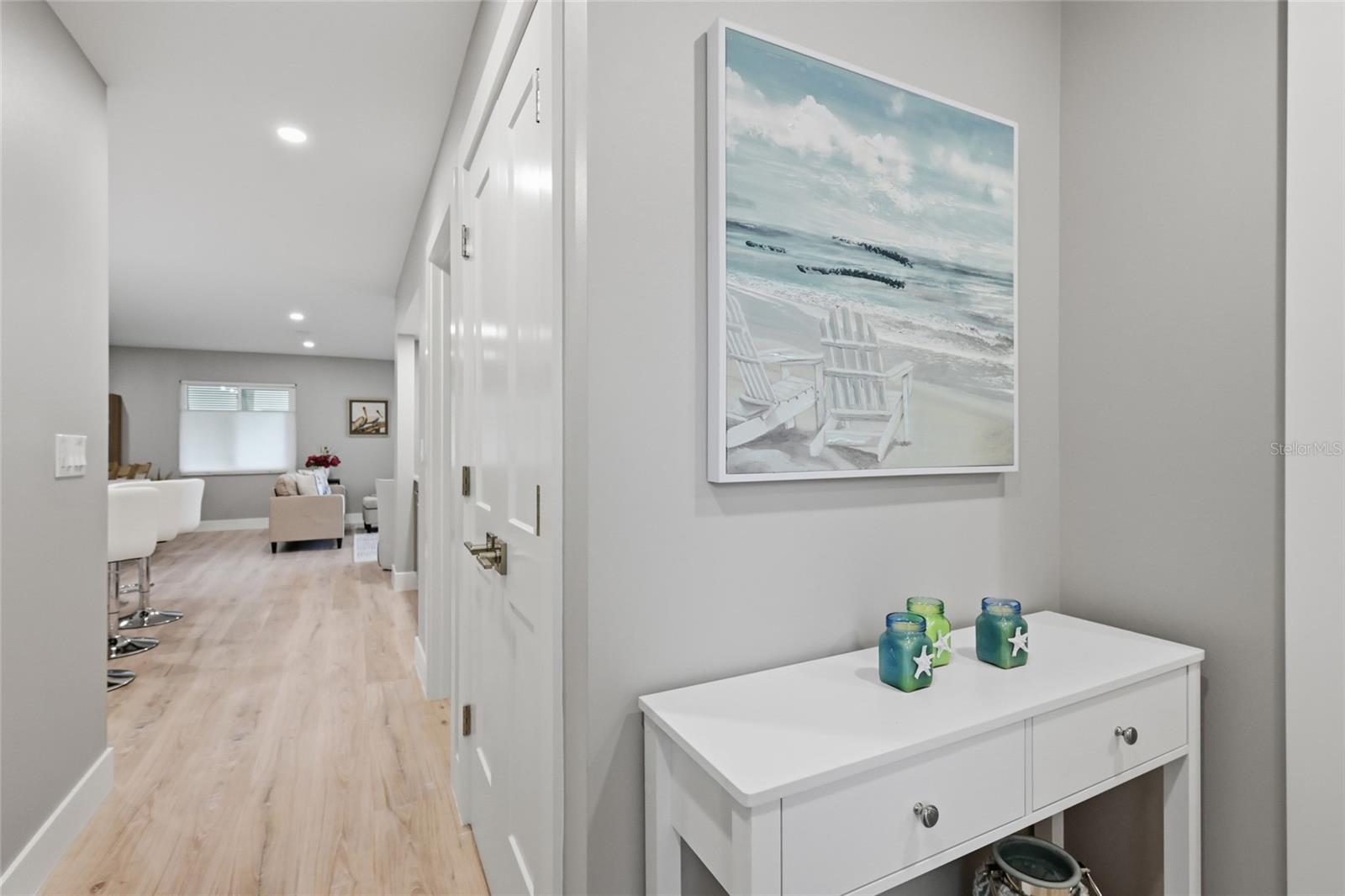 PELICAN HARBOUR & BEACH CLUB - Residential