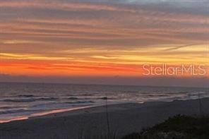 PELICAN HARBOUR & BEACH CLUB - Residential