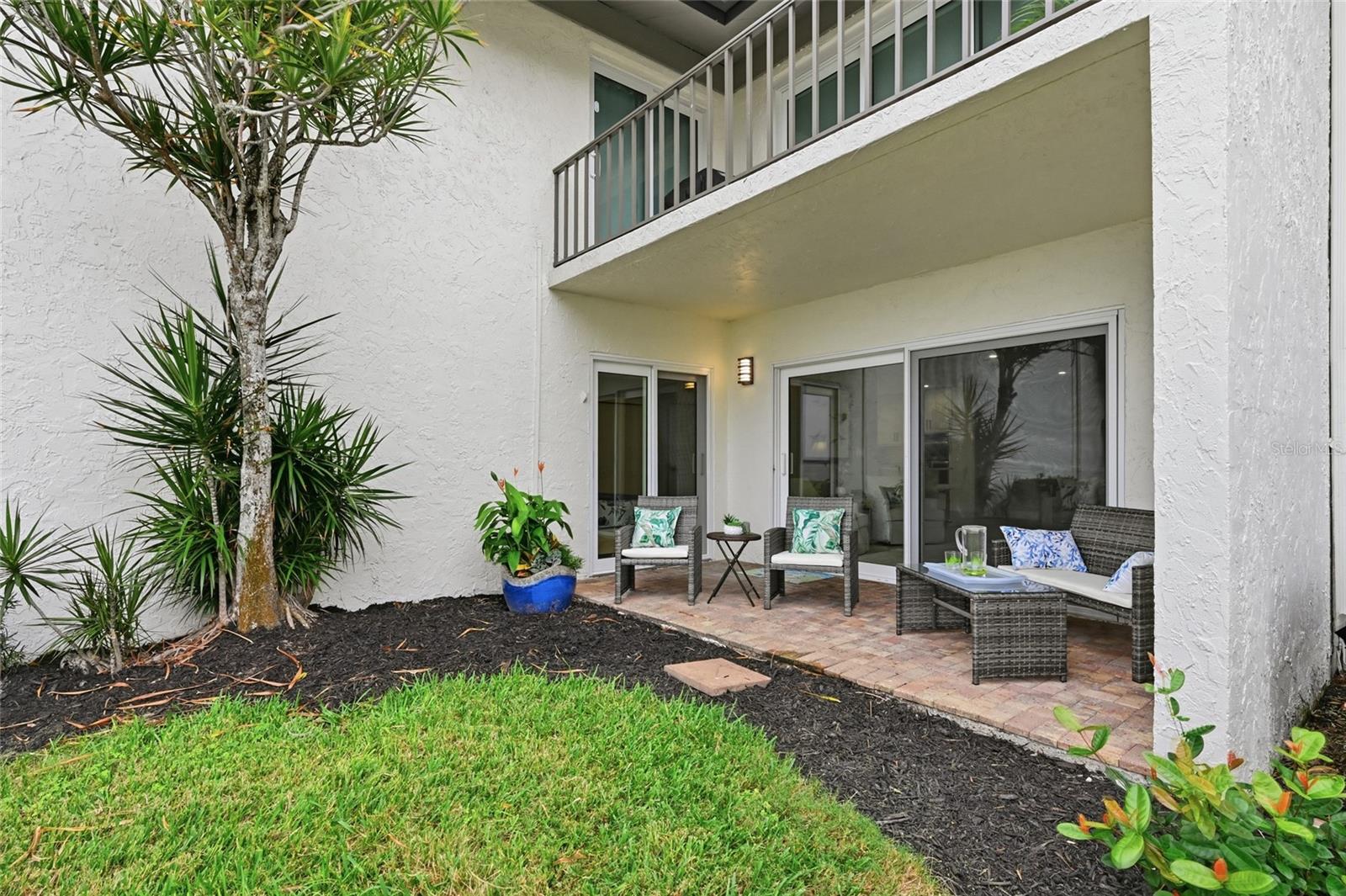 PELICAN HARBOUR & BEACH CLUB - Residential