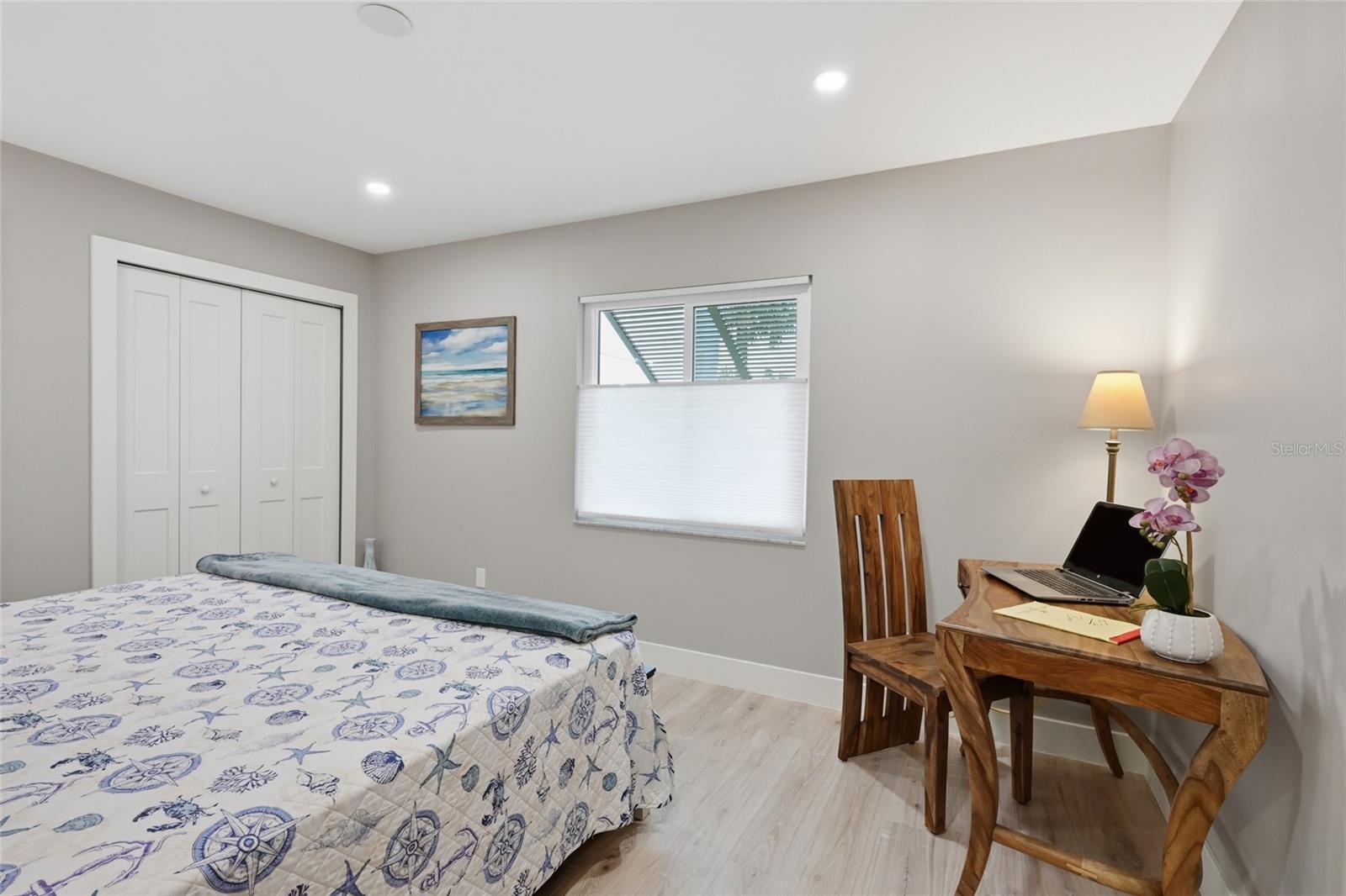 PELICAN HARBOUR & BEACH CLUB - Residential