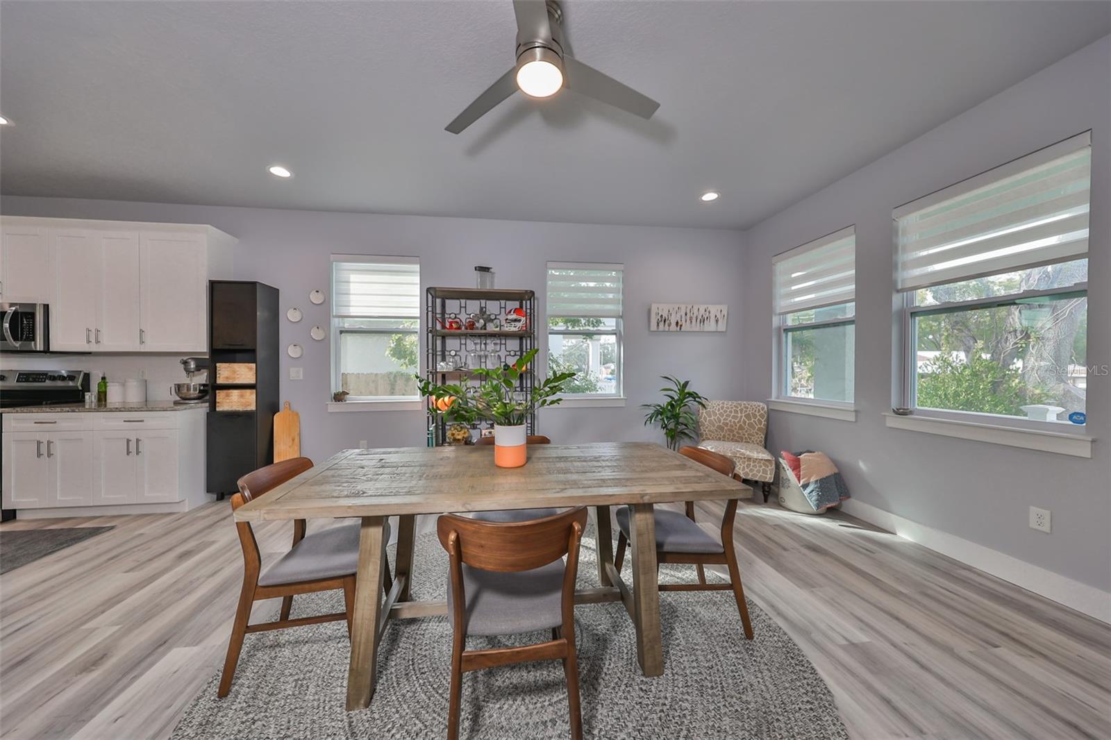 1819 E ESKIMO AVENUE