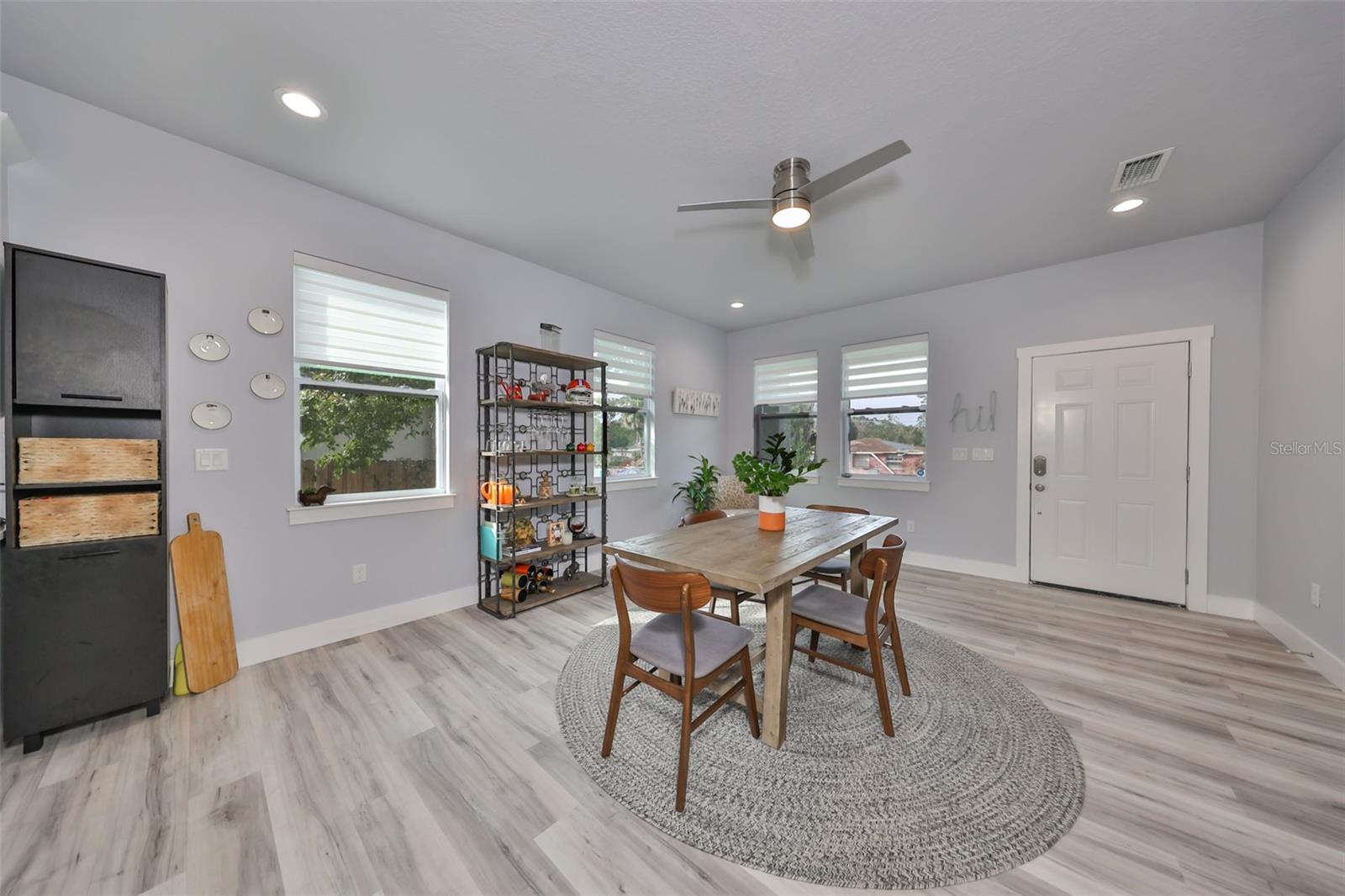 1819 E ESKIMO AVENUE