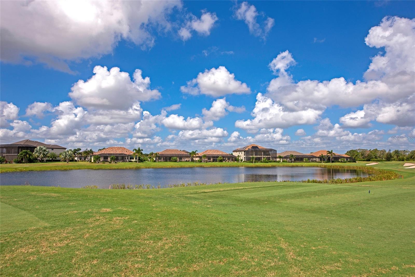 LAKEWOOD NATIONAL GOLF CLUB - Residential