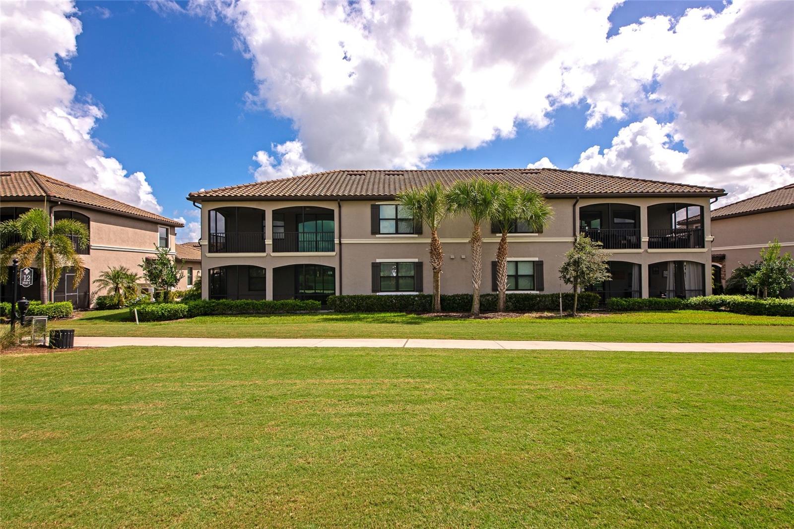 LAKEWOOD NATIONAL GOLF CLUB - Residential