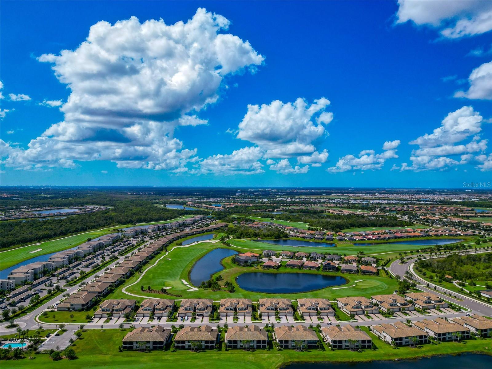LAKEWOOD NATIONAL GOLF CLUB - Residential