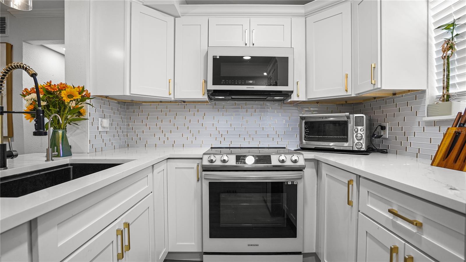 FOUNTAINS AT COUNTRYSIDE CONDO - Residential