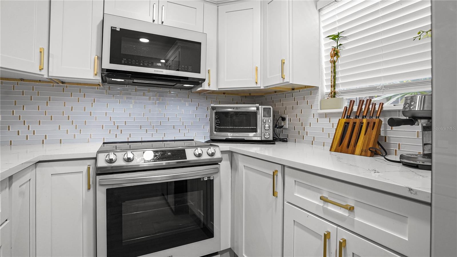 FOUNTAINS AT COUNTRYSIDE CONDO - Residential