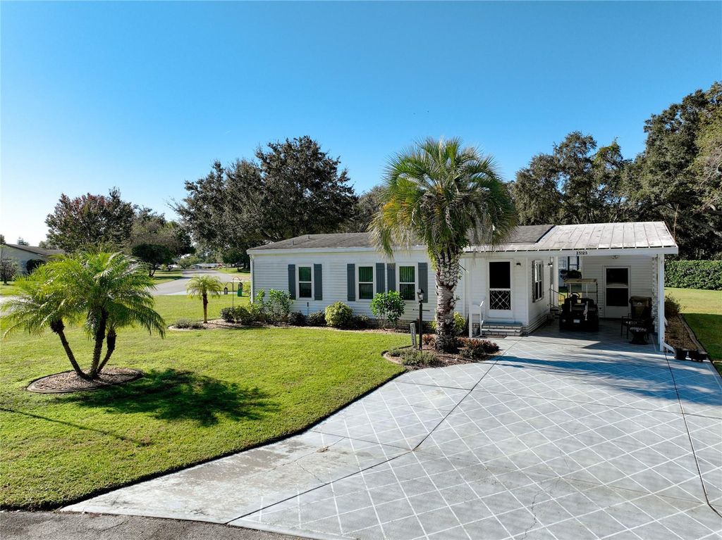 Photo of 25125 Bellevue, Leesburg, FL 34748 (MLS # G5104233)