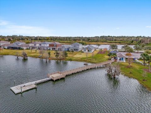 A home in LAKELAND