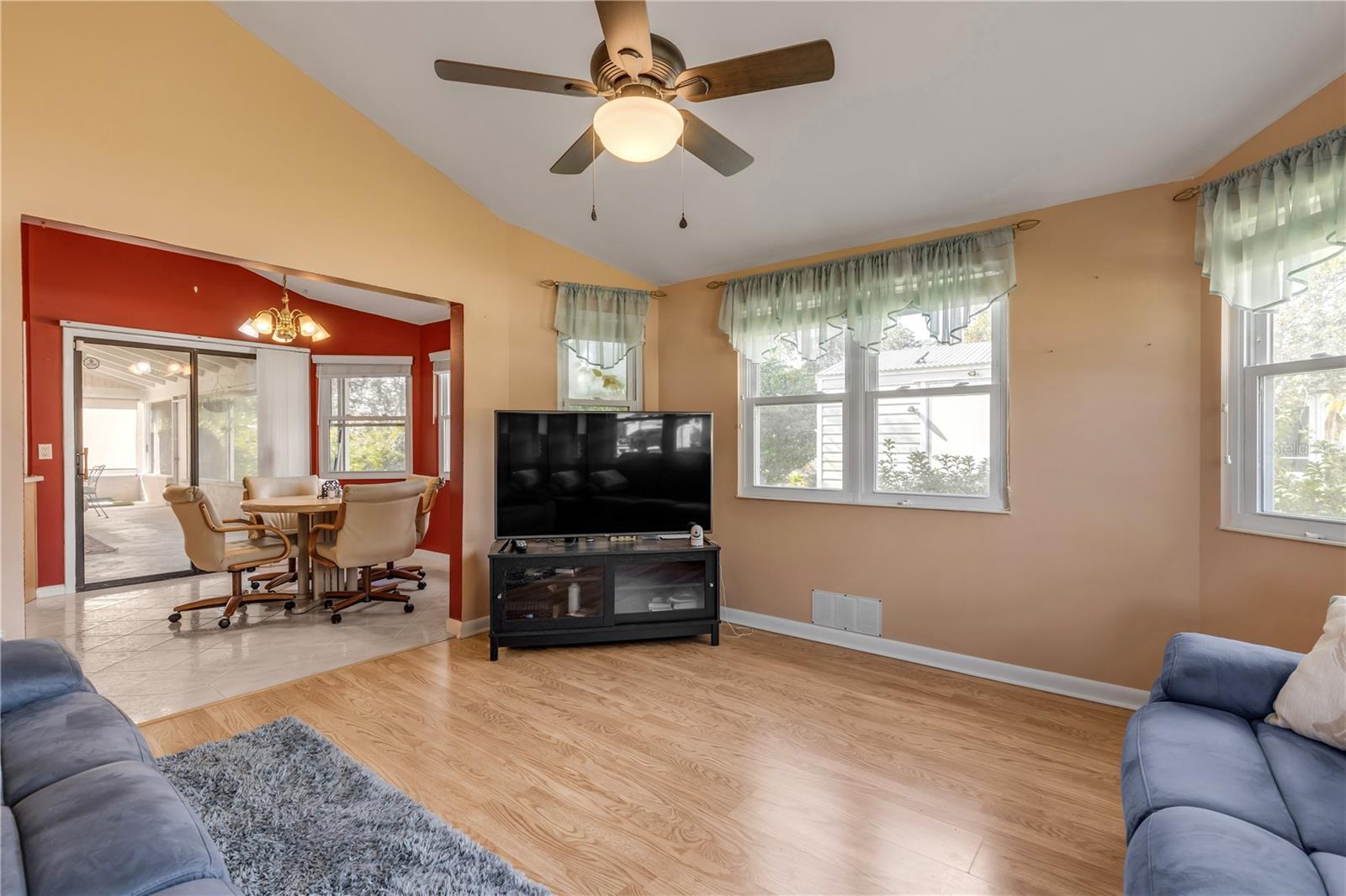 PALM COAST/WYNNFIELD SEC 18 - Residential