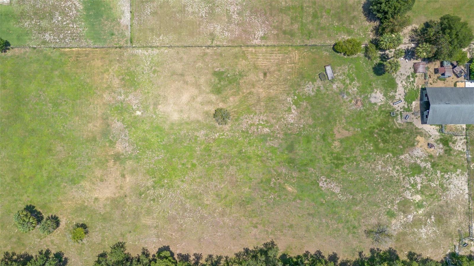 NO SUBDIVISION - Residential