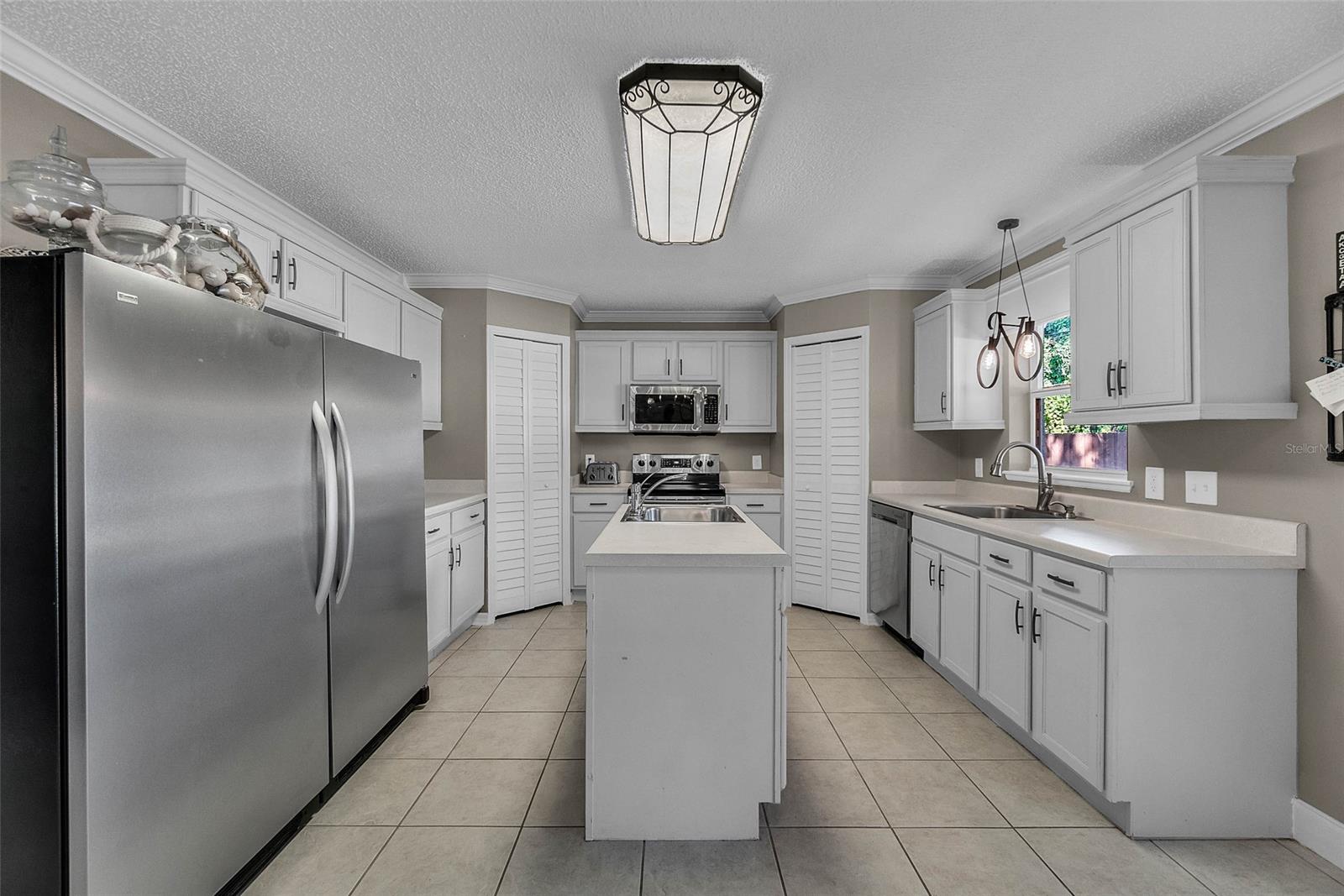 Florida Shores 01 - Residential