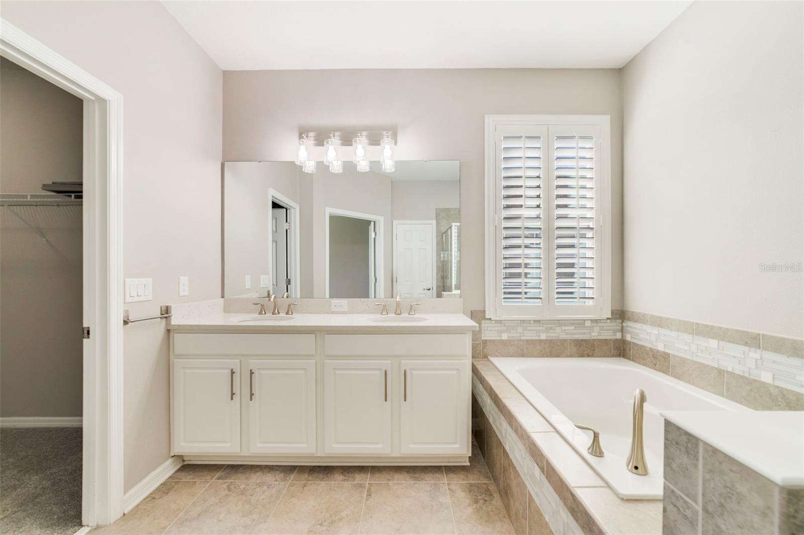 LANCASTER PK EAST PH 2 - Residential