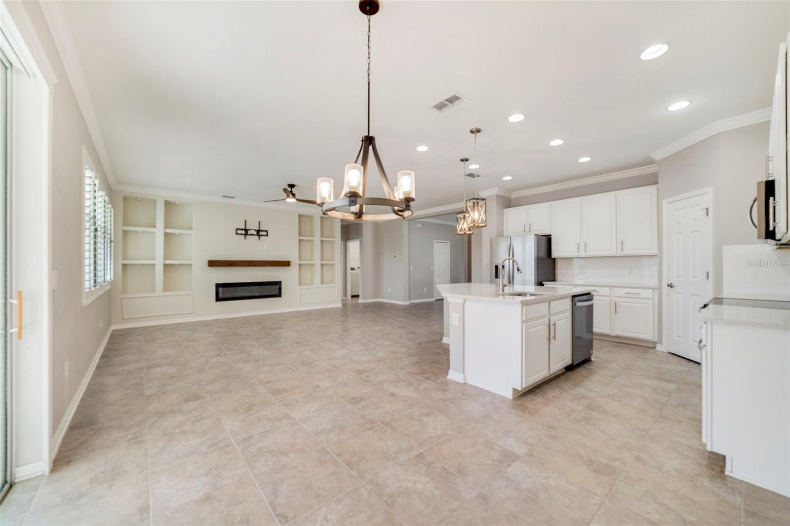 LANCASTER PK EAST PH 2 - Residential