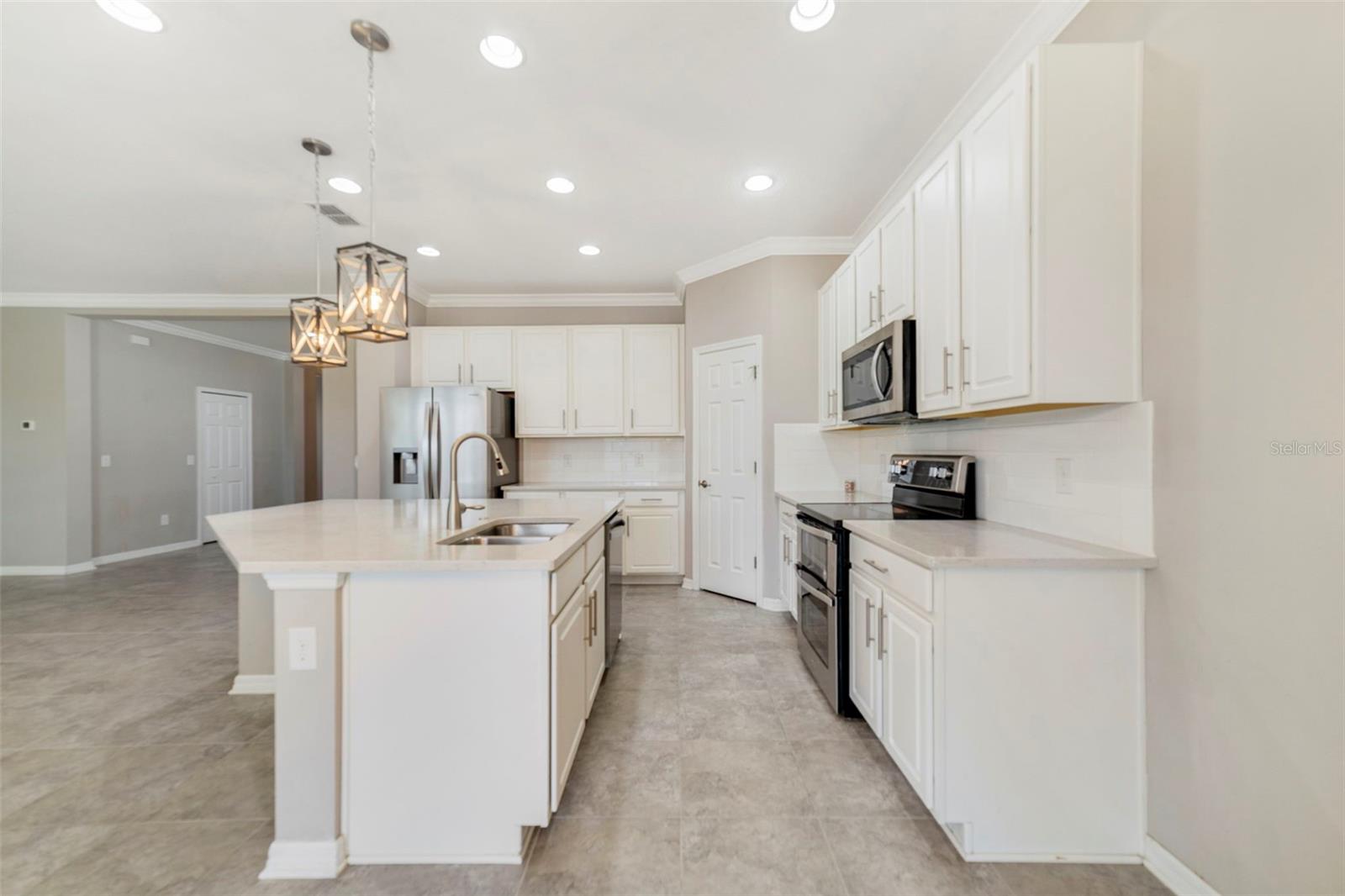 LANCASTER PK EAST PH 2 - Residential