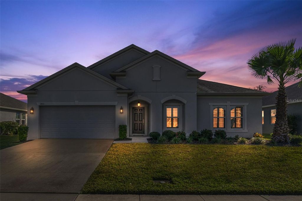 Photo of 1801 Westerham Avenue, Saint Cloud, FL 34771 (MLS # S5138646)