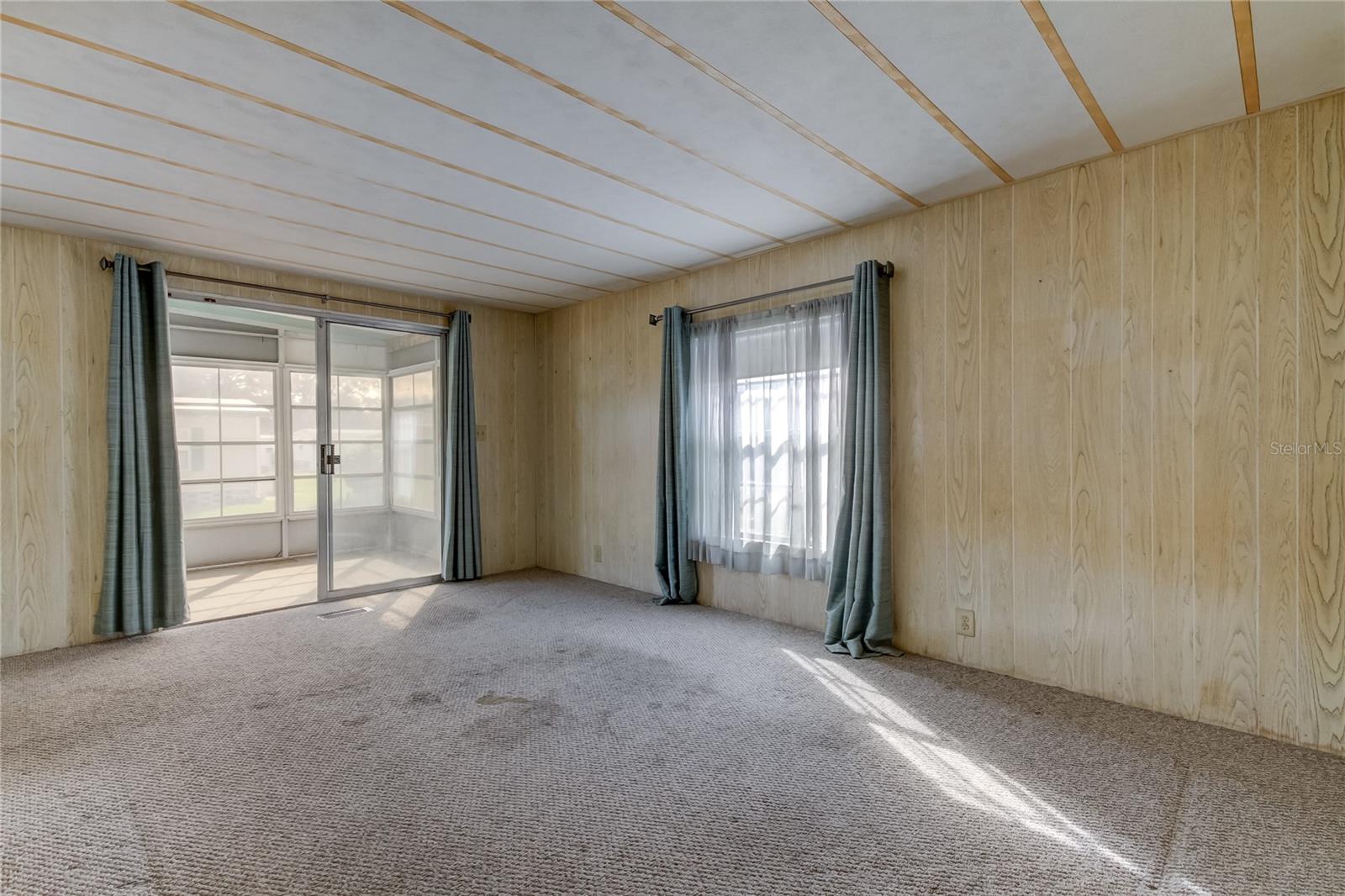 STONEHEDGE ON THE HILL M/H PARK CO-OP UNREC - Residential