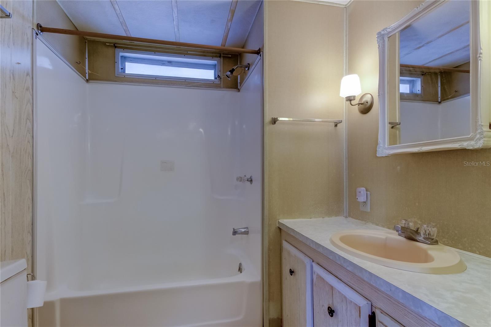 STONEHEDGE ON THE HILL M/H PARK CO-OP UNREC - Residential