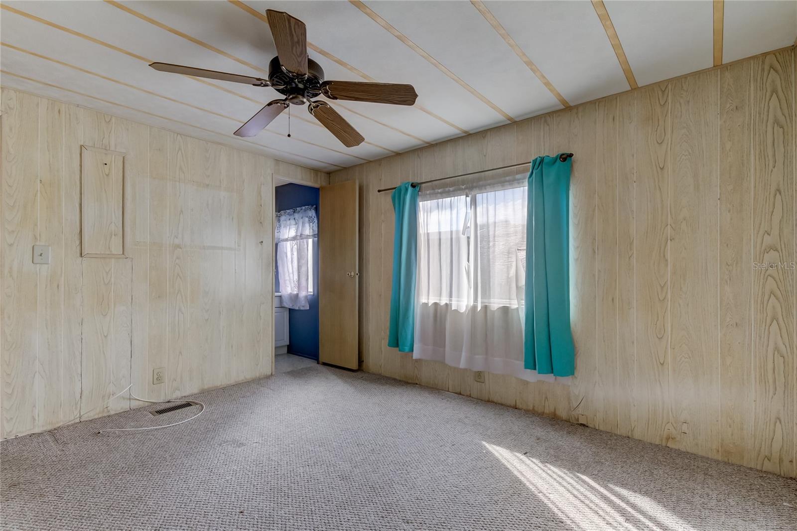 STONEHEDGE ON THE HILL M/H PARK CO-OP UNREC - Residential