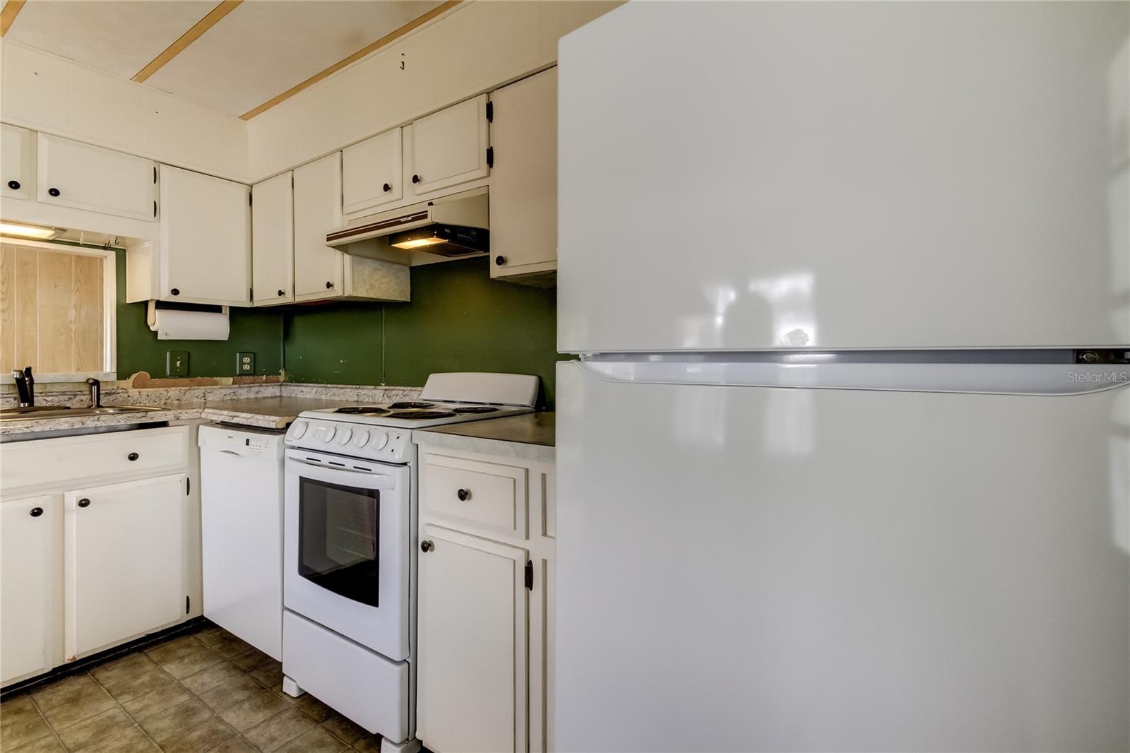 STONEHEDGE ON THE HILL M/H PARK CO-OP UNREC - Residential