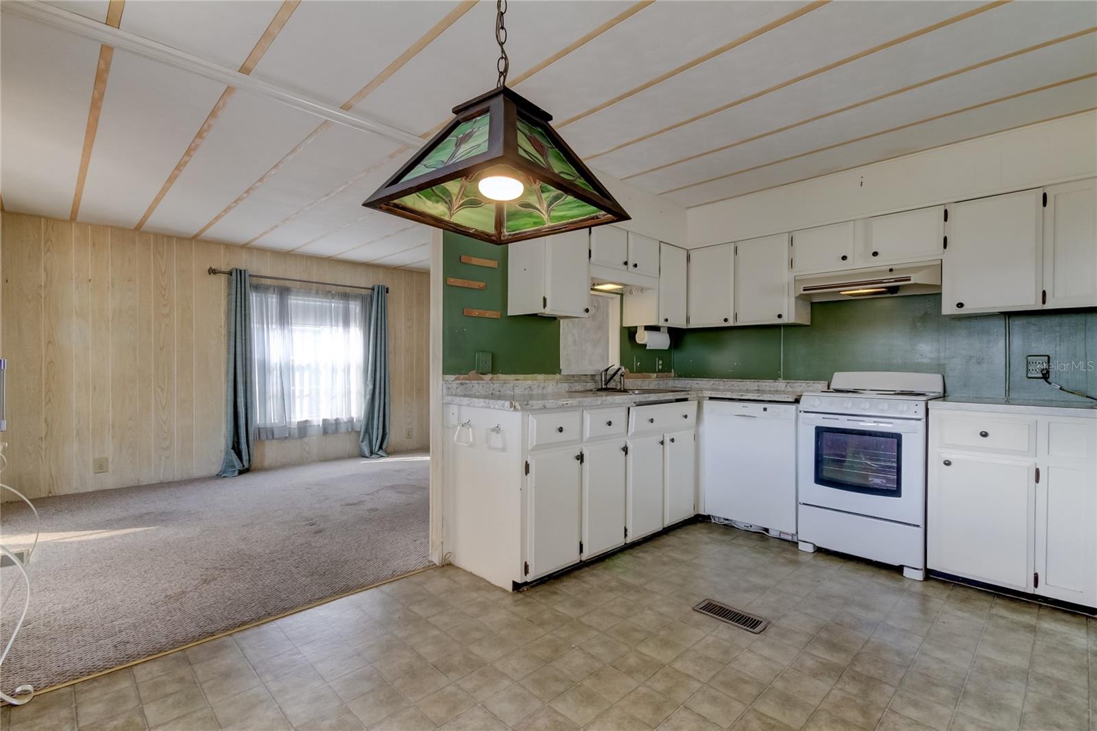 STONEHEDGE ON THE HILL M/H PARK CO-OP UNREC - Residential