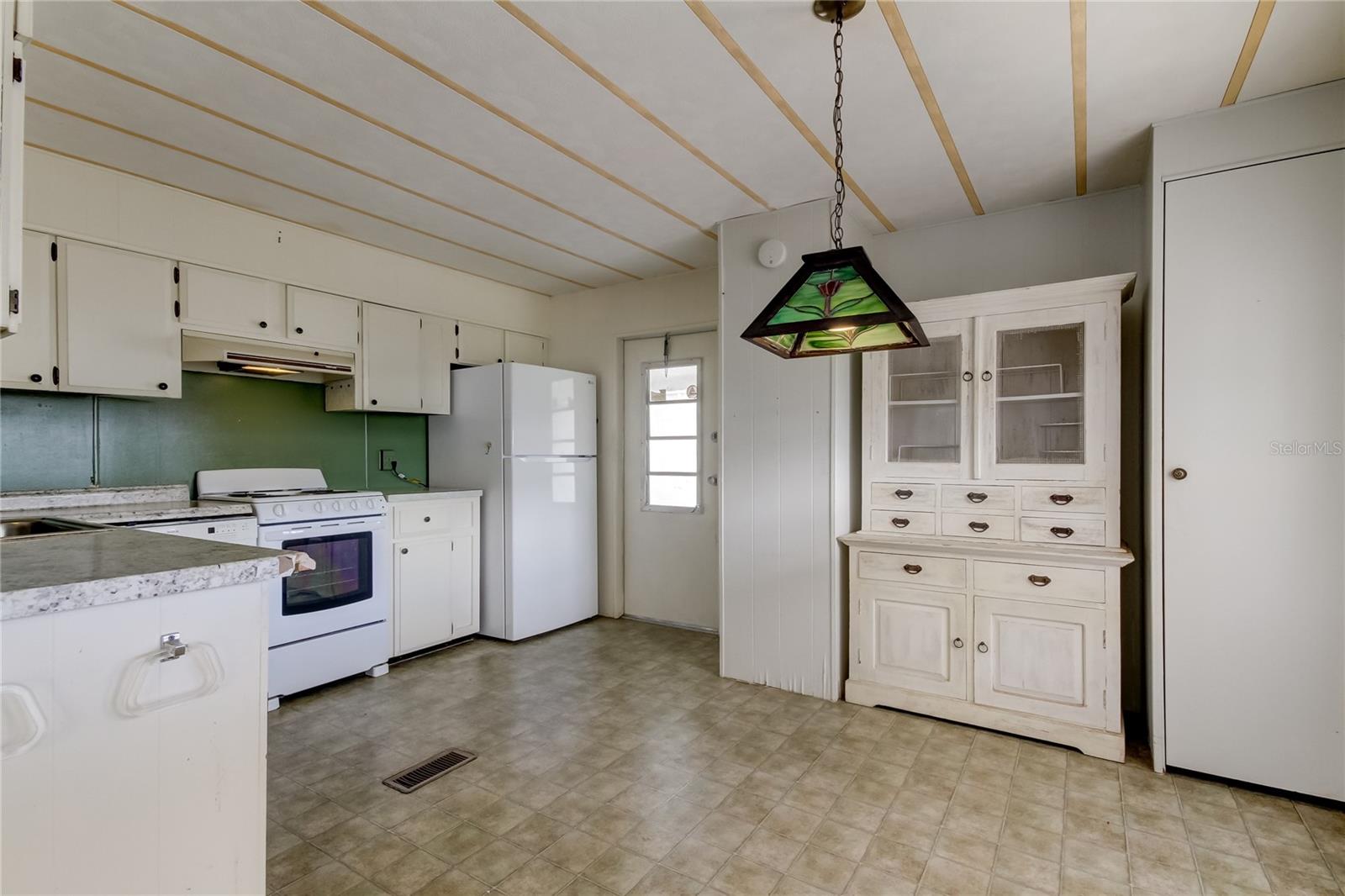 STONEHEDGE ON THE HILL M/H PARK CO-OP UNREC - Residential