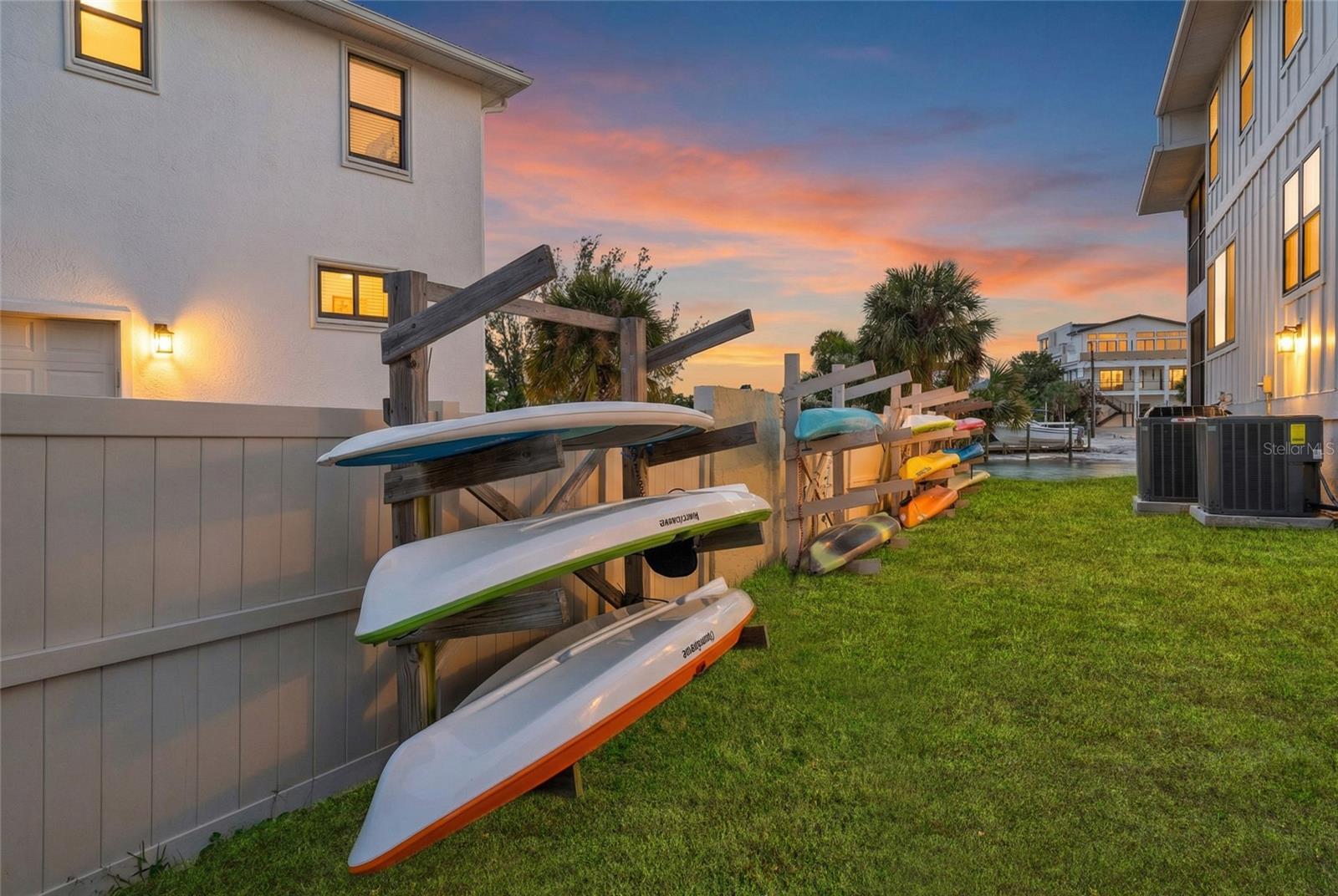 CASTAWAY COVE - Residential