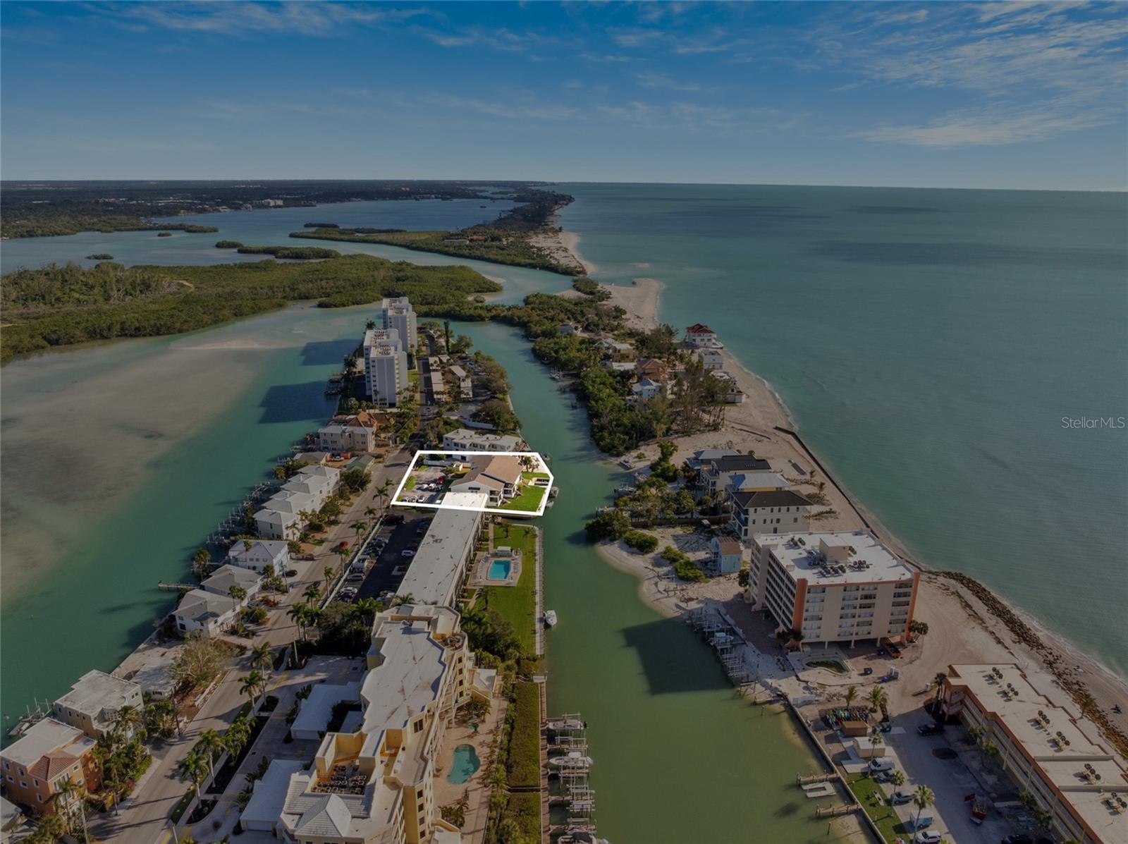 CASTAWAY COVE - Residential