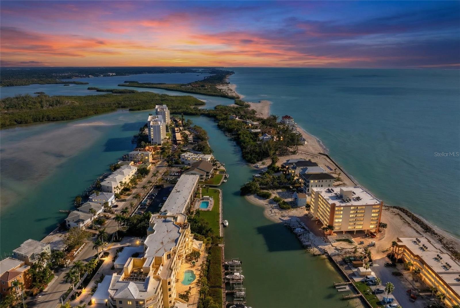 CASTAWAY COVE - Residential