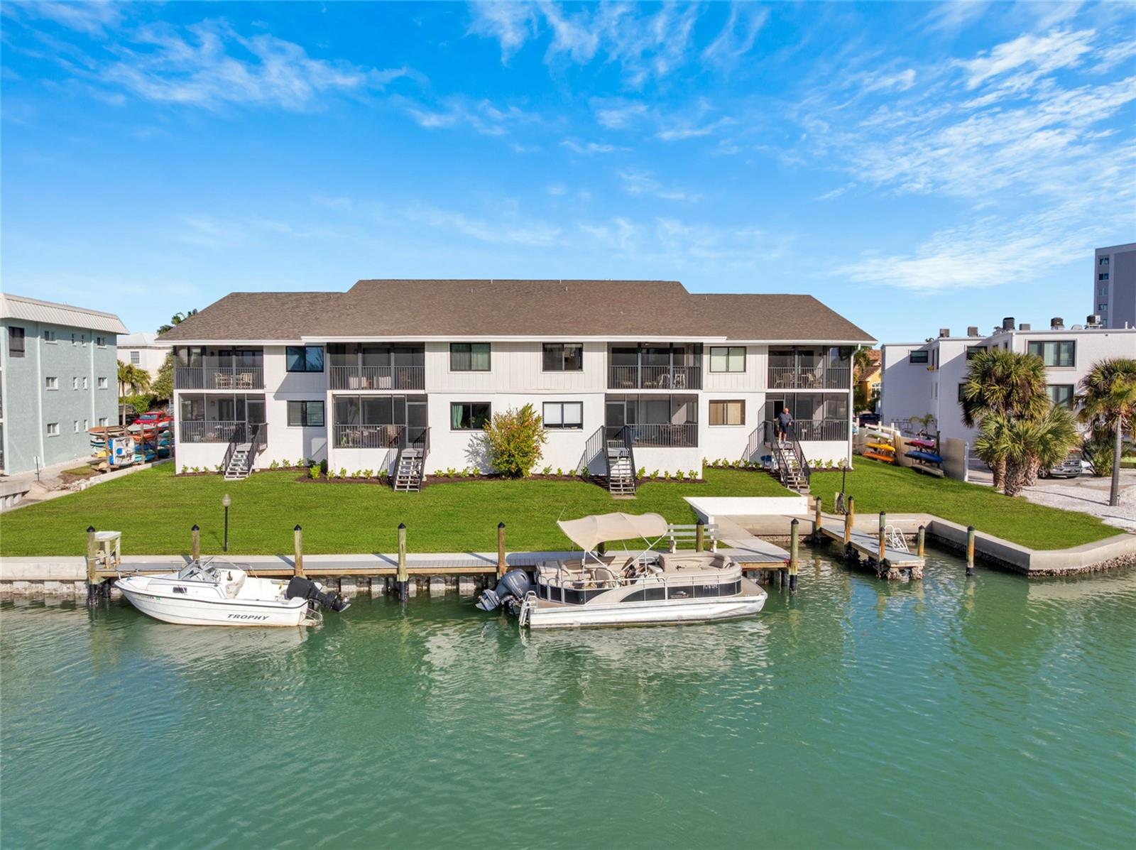 CASTAWAY COVE - Residential