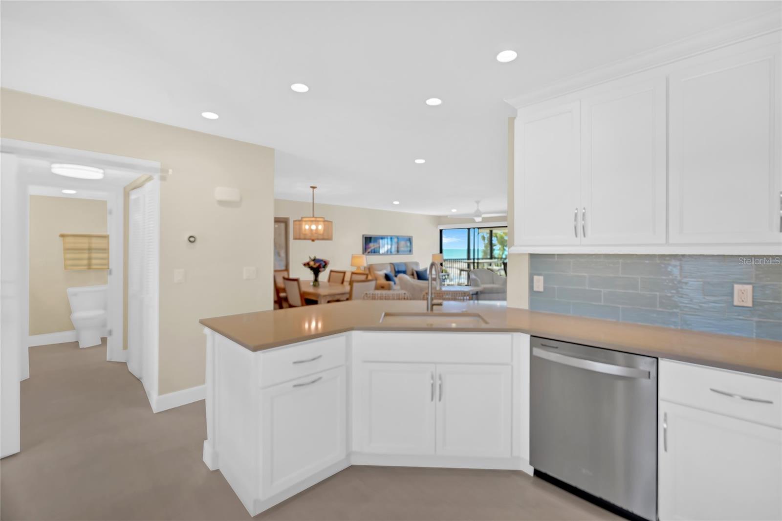 CASTAWAY COVE - Residential