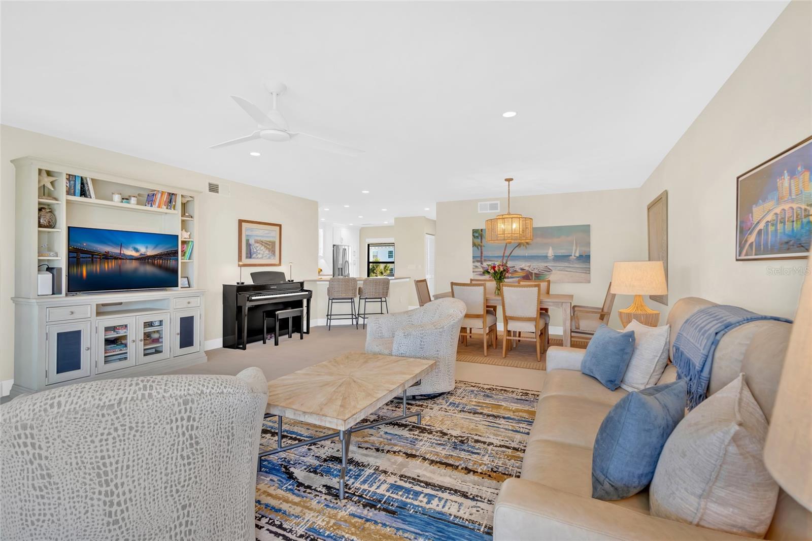 CASTAWAY COVE - Residential