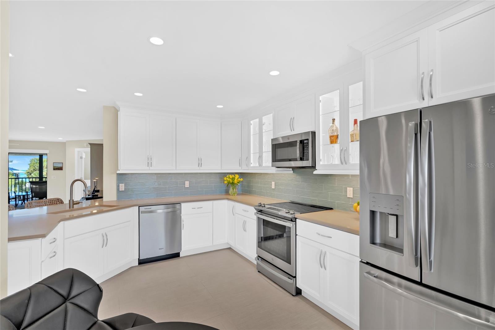 CASTAWAY COVE - Residential