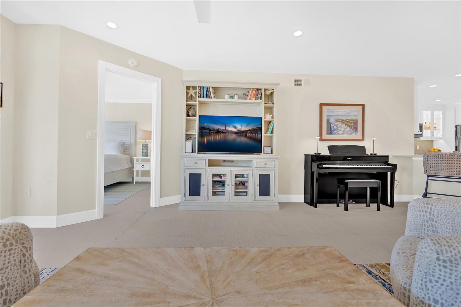 CASTAWAY COVE - Residential