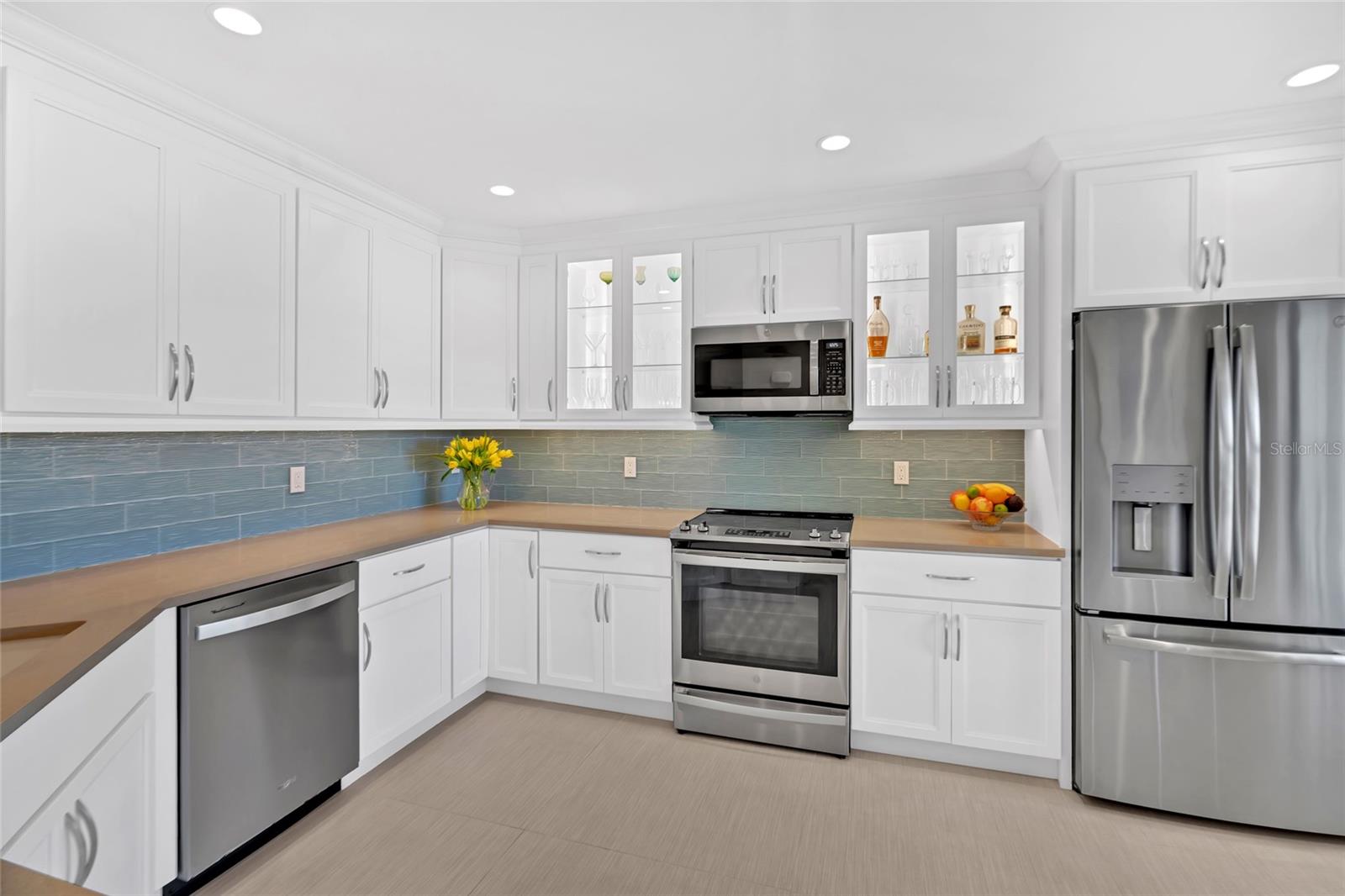 CASTAWAY COVE - Residential